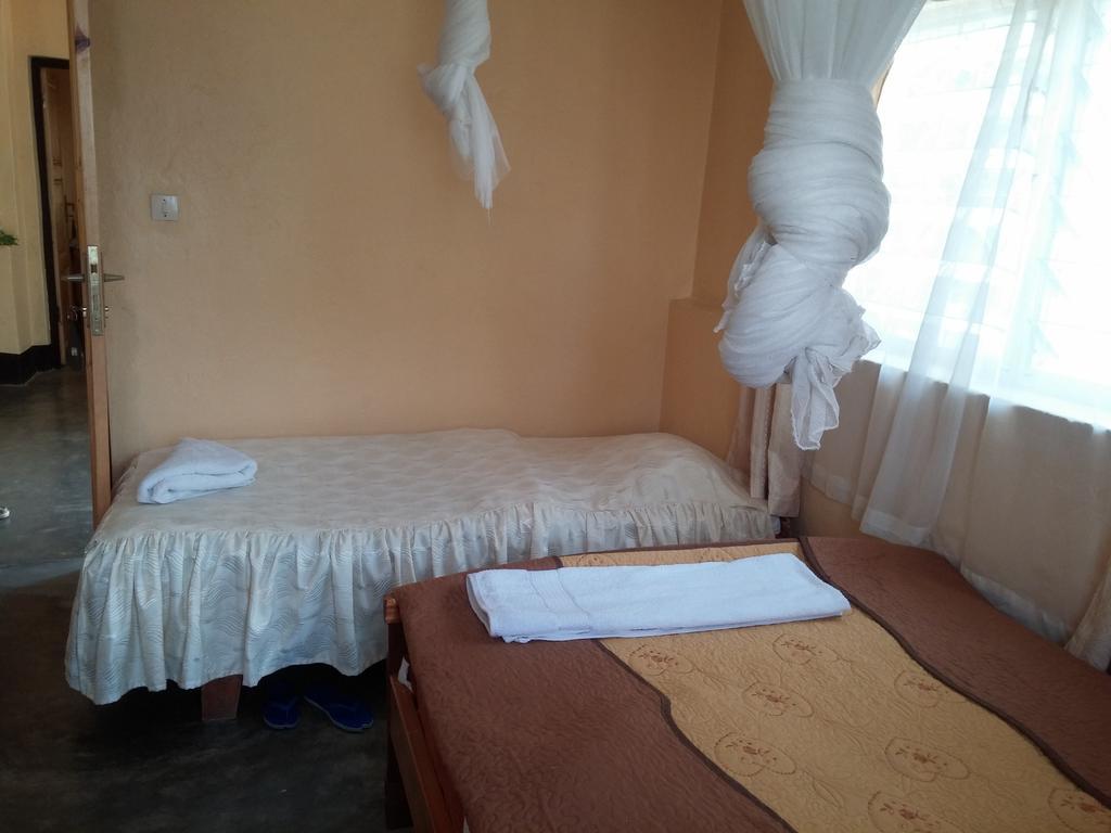Home Saint Jean Kibuye Ngoại thất bức ảnh